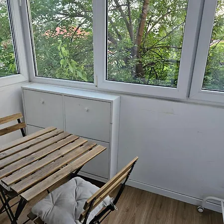 1 Bedroom Flat Full Of Sun 아파트 부쿠레슈티